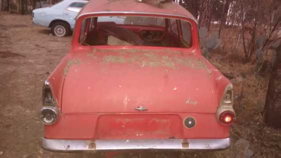 ford anglia up 4 sale 2 restore collecters item