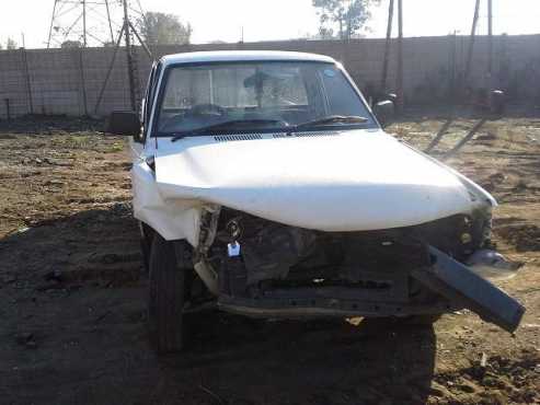 FORD COURIER 1800 LWB (1998)