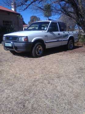 Ford courier 3.4 V6 S.W.B.