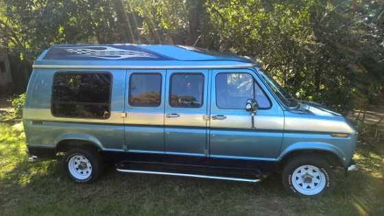 Ford Econoline 1988 Classic - Fully registered, road worthy and licences up to date