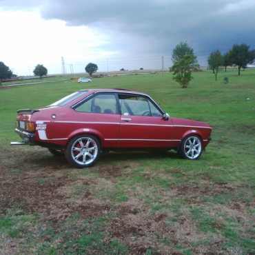 Ford escort 1600 sport to v6