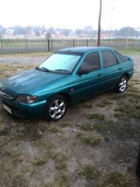 Ford escort 1998