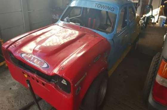 Ford escort 2 door, oval race car
