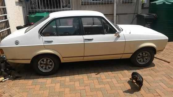 Ford Escort Mk2 1300 L 4 door For sale