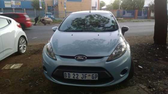 Ford Fiesta 2011 1.6, Auto in excellent condition for R 89999.00 only