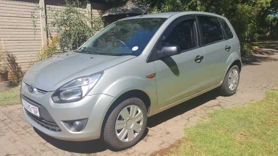 Ford figo 1.4 - 2013 with low milage