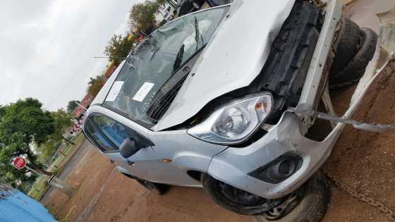 FORD FIGO STRIPPING FOR SPARES CALL 07213726690824710172