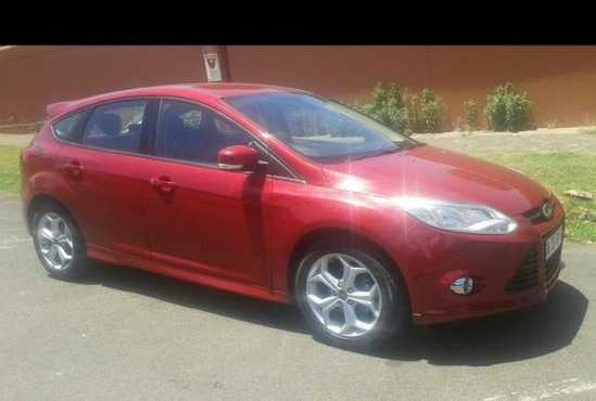 FORD FOCUS 1.6 Sport