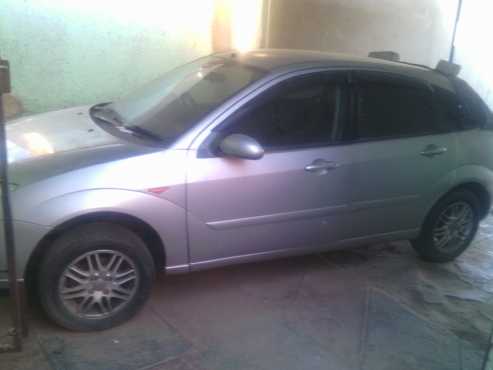 Ford focus 2003 2.0 stripping for parts