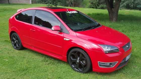 Ford Focus 2.5 Turbo ST 2 door 2008