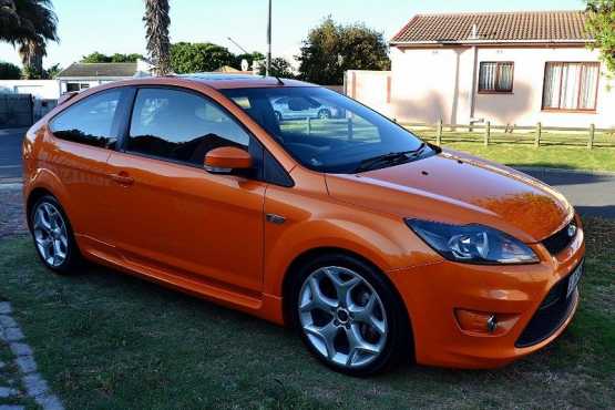 Ford Focus ST for sale.