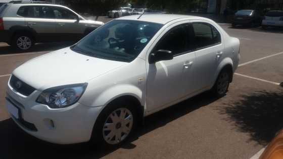 FORD IKON 1.6 AMBIENTE SEDAN PRICE R85 000 open for Negotiation.