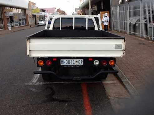 FORD RANGER 2.2i LWB DROPSIDE BAKKIE - A MUST SEE