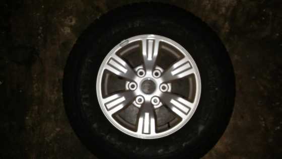 FORD RANGER quot16quot NEW MAG  TYRE