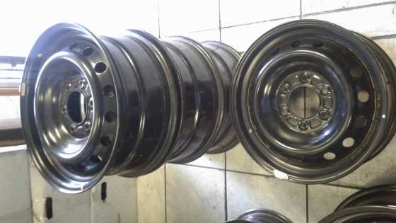 Ford Ranger stardard steal Rims size 15,16,17 set or loose