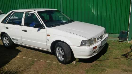 Ford Tonic, 2001 still very very good conditio and very well looked after   R28500         084253579