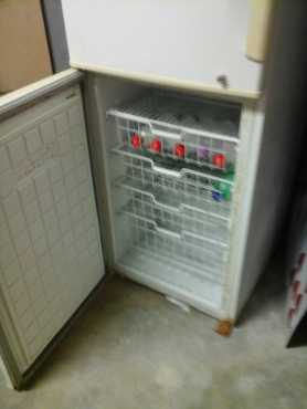 Freezer double door