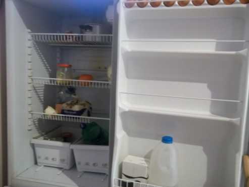 Fridge R1650