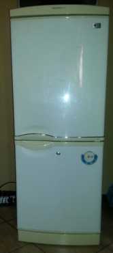 Fridge - R800  amp Washing Machine R1200