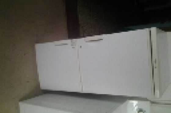 Fridgemaster fridge freezer