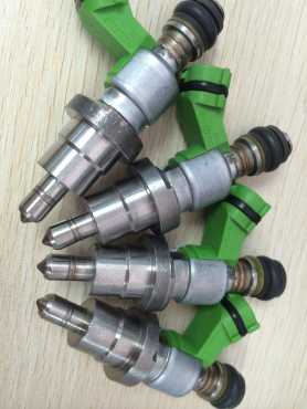 Fuel injectors for Toyota Avensis, Camry, Rav4 2AZ 1AZ