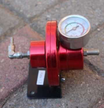 Fuel pressure regulator