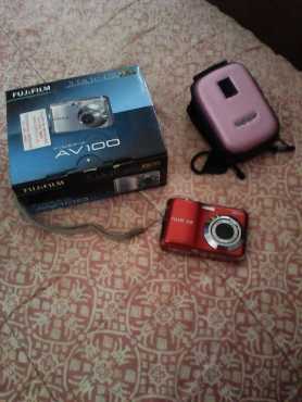 FujiFilm Finepix AV100