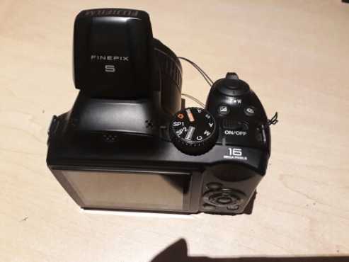 Fujifilm FinePix S4600