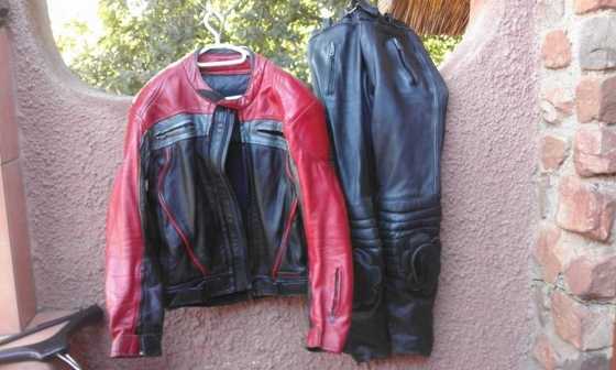 Full small leather suit for biker