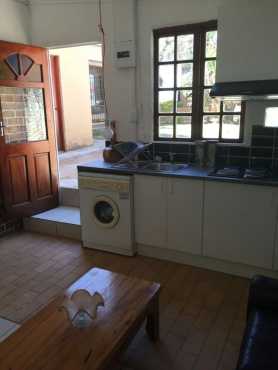 Fully furniched STUDIO at the heart of RIVONIA