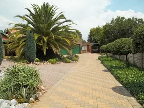 Fully furnished 1 bedroom garden flat for rent. Centurion.