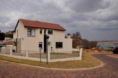 Fully Furnished Duplex in Bronkhorstspruit Dam