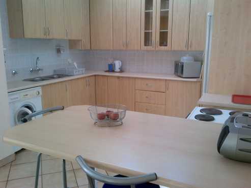 FULLY FURNISHED ONE BEDROOM ACCOMMODATION FOR THE PROFESSIONAL IN THE CENTURION GOLF ESTATE
