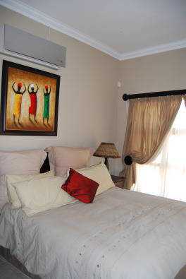 Furnished room in Guesthouse Roodeplaa
