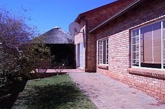 G0366  3b2b Modern Townhouse- Northcliff -1 March 2016