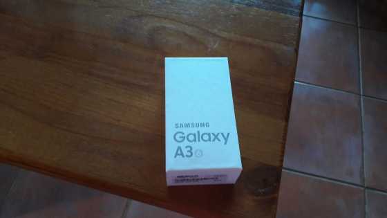 Galaxy A3 Samsung