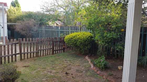 Garden Cottage to rent in Weltevreden Park