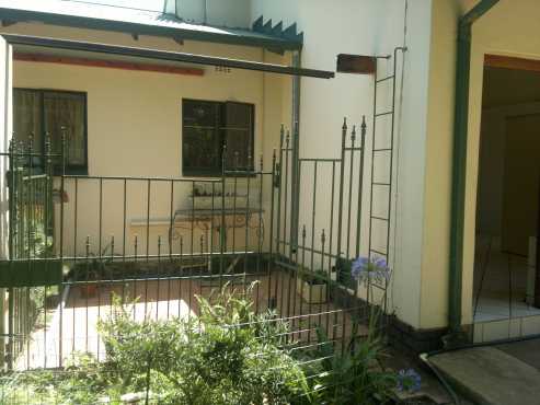 Garden Flat H11 wL included  DSTV included