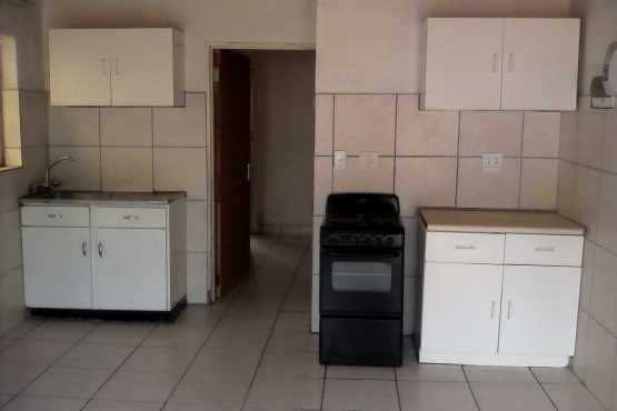 garden flat to rent