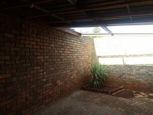 Garden Flat to Rent in Doringkloof