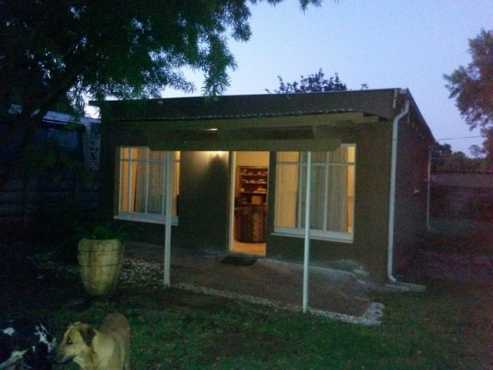 Garden flat to rent in Pretoria Gardens - N754