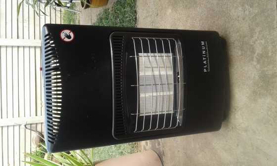 Gas heater and gasbottle.