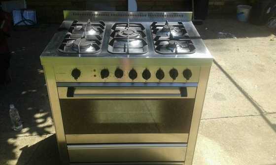 Gas stove 5 burner