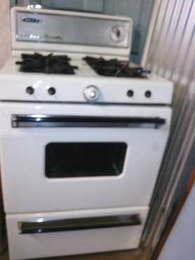 Gas stove