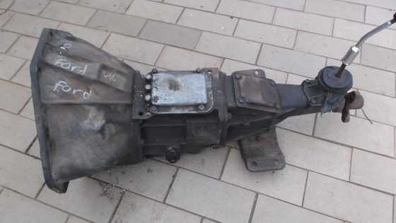 Gebruikte 4-Spoed handrat ratkas vir Ford V6.