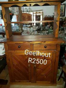 Geelhout Bar Te koop