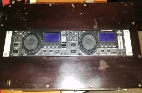 Gemini dual cd player