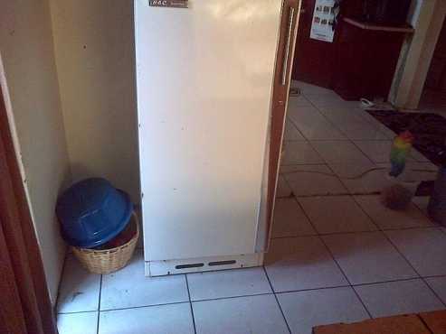 General electric upright freezer