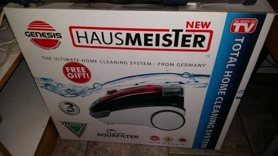 Genesis Hausmeister Vacuum Cleaner