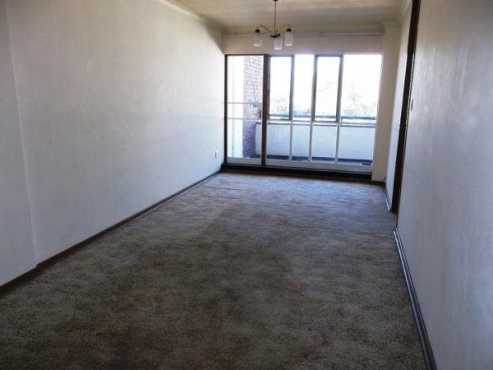 Germiston bachelor to rent